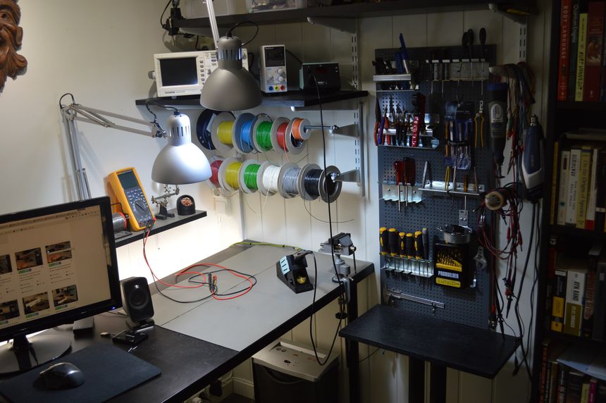 Adding shelves, lights and a soldering station to my electronics workbench