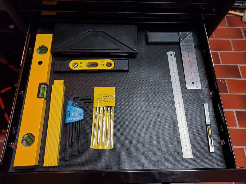 3rd drawer; measuring tools, Allen keys, files, etc