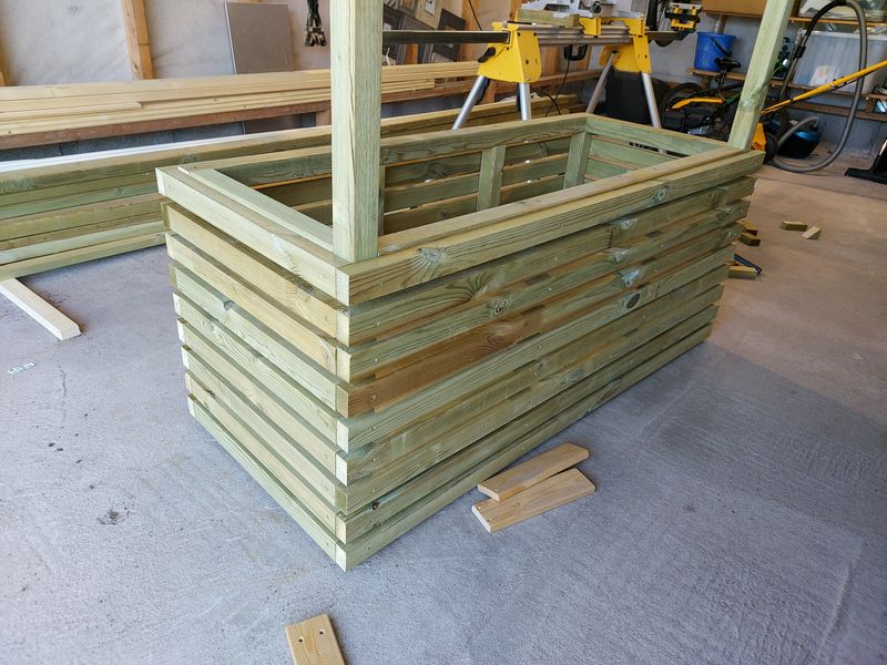 Lining the outside with 30×48 mm timber